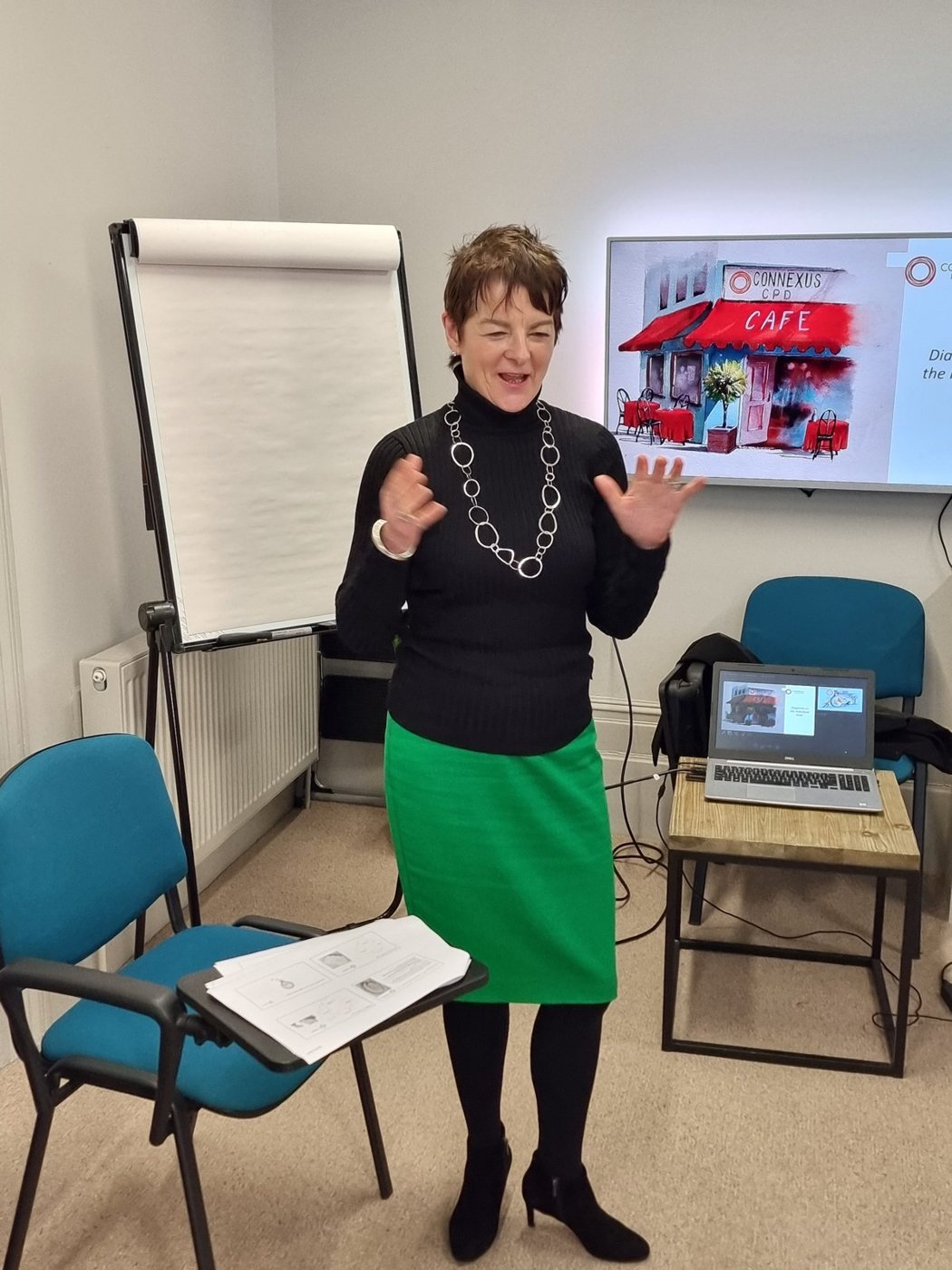 Vanessa Williams leading a session on organisational work